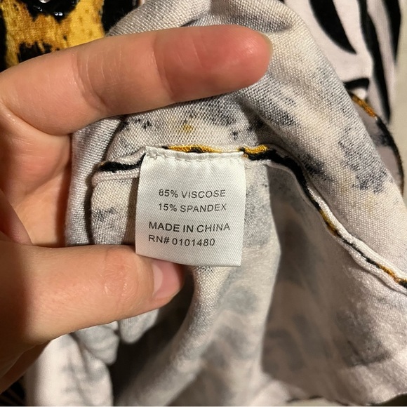 Pierri New York Sweater Women's Size M Zebra Cheetah Animal Print Long Sleeve - Picture 5 of 8